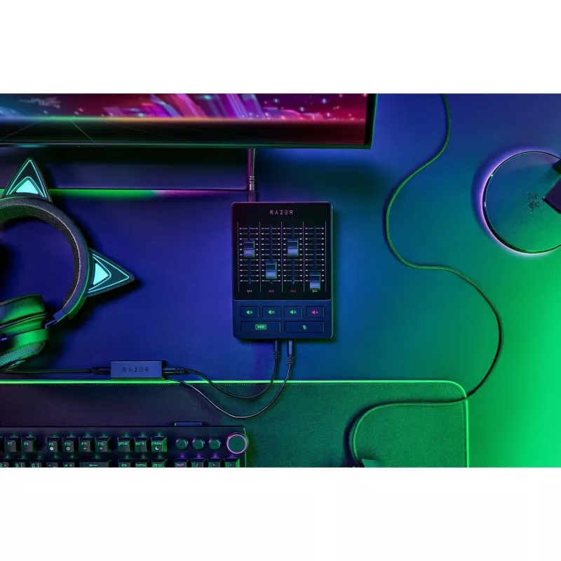 Razer mesa de mezclas digital de 4 canales (RZ19-03860100-R3M1)