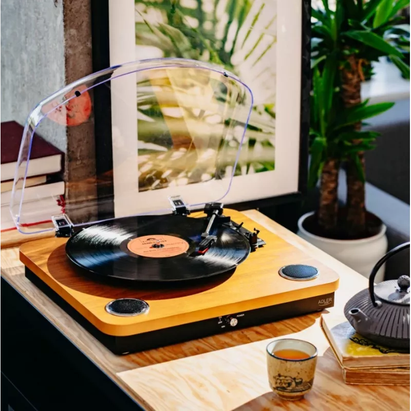 Adler AD 1914e tocadiscos con USB, Bluetooth, 33 1/3 y 45 rpm, cápsula cerámica, altavoces integrados de 2x0,8 W, salida RCA