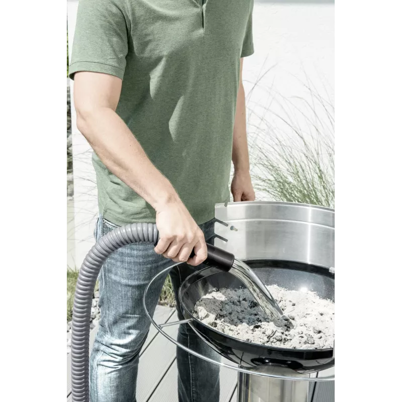 Aspirador en seco Karcher AD 4 Premium — 17 l, 600 W, sin bolsa, manguera metálica, tubo cromado