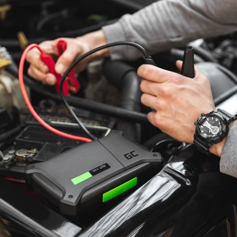 Batería externa Green Cell CJSGC01 — 16000 mAh LiPo, USB-C PD 60 W, QC 3.0, salida total 80 W, IP64, indicador integrado y linterna, USB-C + 2x USB-A, salida 12 V