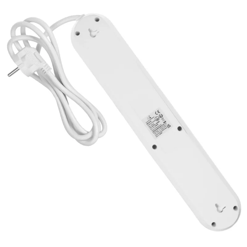 Regleta MACLEAN MCE395 W — 5 tomas de corriente, 3×USB A, 110–240 V AC, 2,1 A USB, máx. 2500 W, blanca, cable de 1,5 m