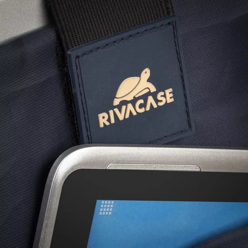 Mochila Rivacase Tegel 8460 negra poliéster