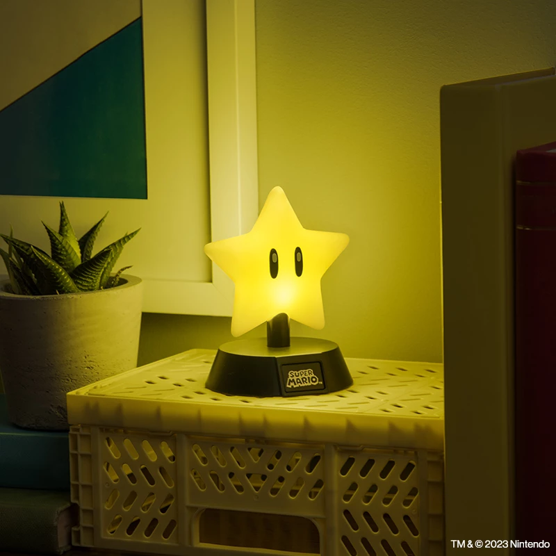 Lámpara de mesa Paladone Super Mario Super Star Icon Light — luz de noche LED decorativa