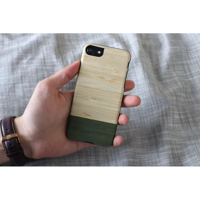 Funda man and wood para iPhone 7/8 – Bambuswald negra