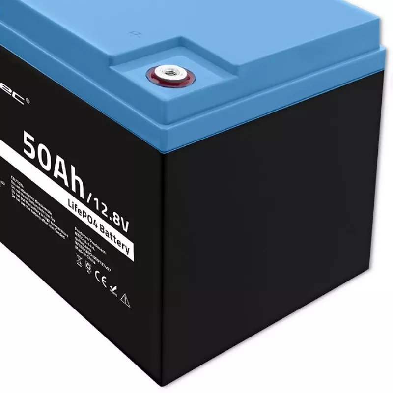 Batería LiFePO4 QOLTEC 12,8 V 50 Ah (modelo 53704) para backup y almacenamiento de energía