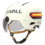 Casco de protección Livall L23 blanco 58–62 cm con luces LED integradas y función SOS, con visera protectora