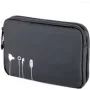 Funda tecnológica compacta TROIKA BBL64/BK – resistente bolsa de accesorios negra para cables y pequeños gadgets
