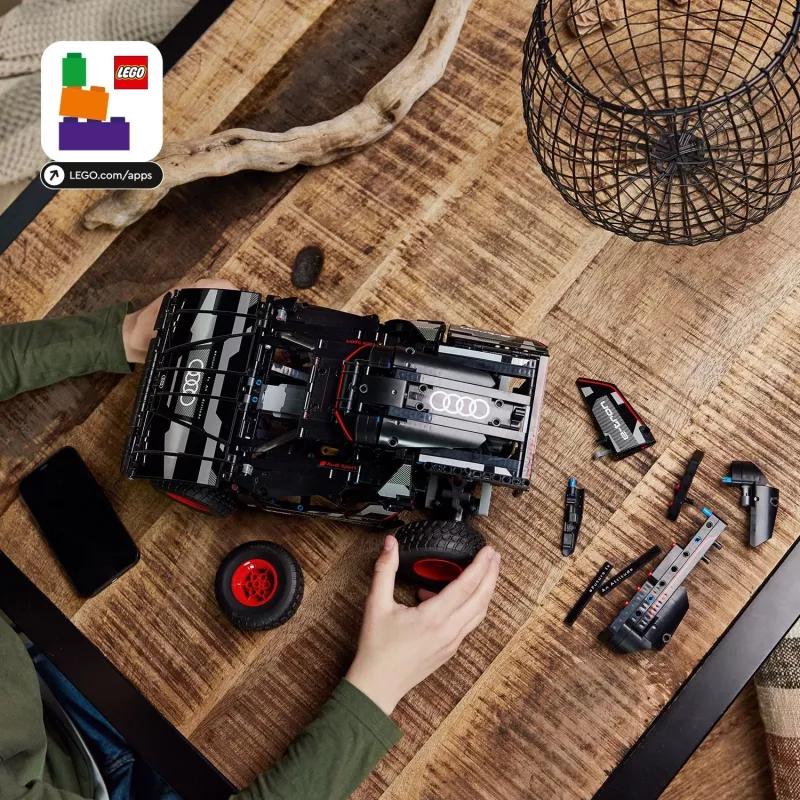 LEGO Technic Set de construcción todoterreno Audi RS Q e‑tron 42160 — 914 piezas, edad recomendada 10+