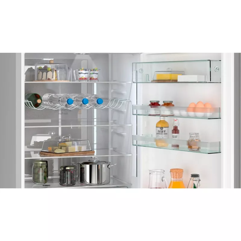 Siemens iQ500 KG49NAIBT frigorífico combi independiente 440 L acero inoxidable