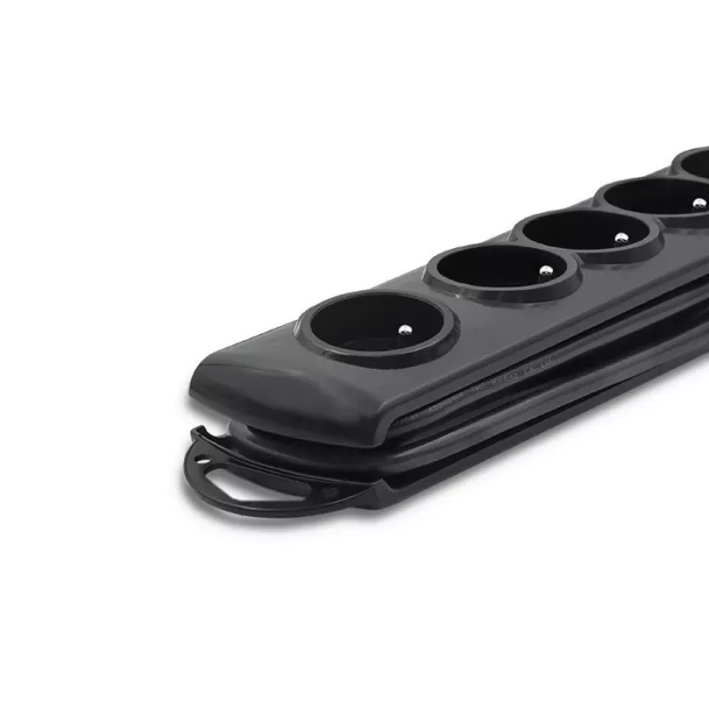 Protector contra sobretensiones Qoltec 50112 negro 6 tomas AC 230V 3m
