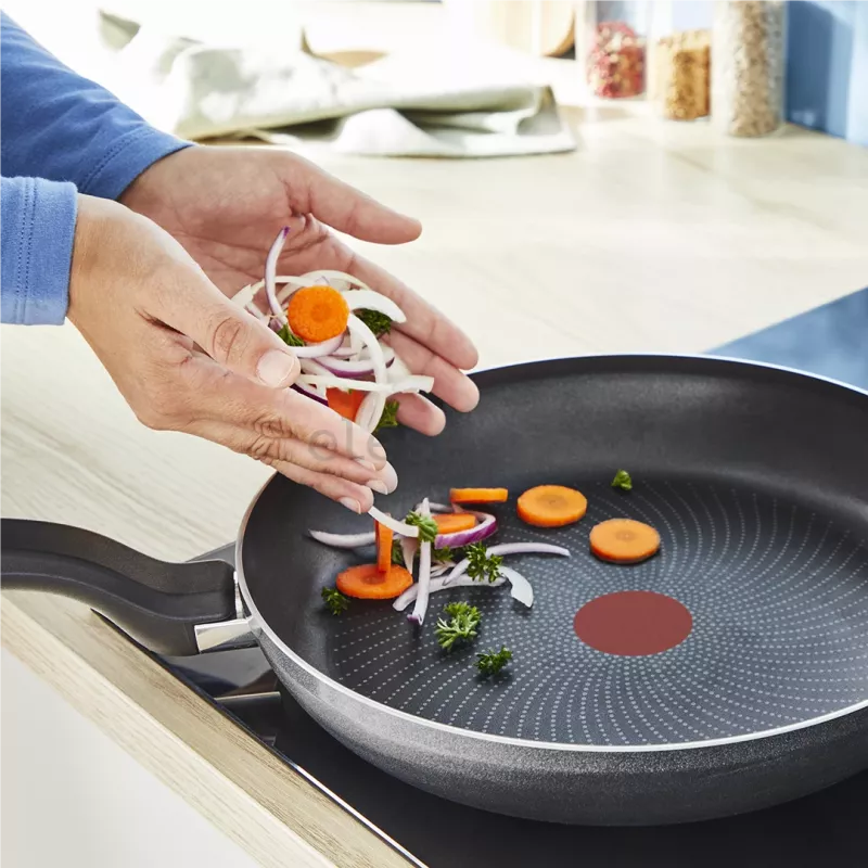 Sartén Tefal H05606 antiadherente 28 cm, sartén ligera para el día a día