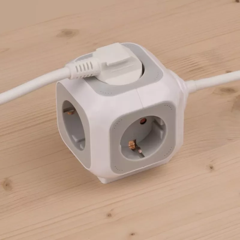 Brennenstuhl 1150090 cable alargador 1,4 m 4 salidas de corriente para interior blanco (1150090)