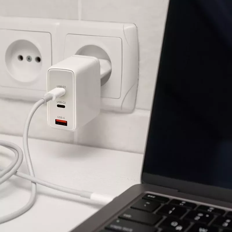 Cargador QOLTEC 100W GaN USB-C Dual PD 5–20V 1,5–5A, 2×USB-C