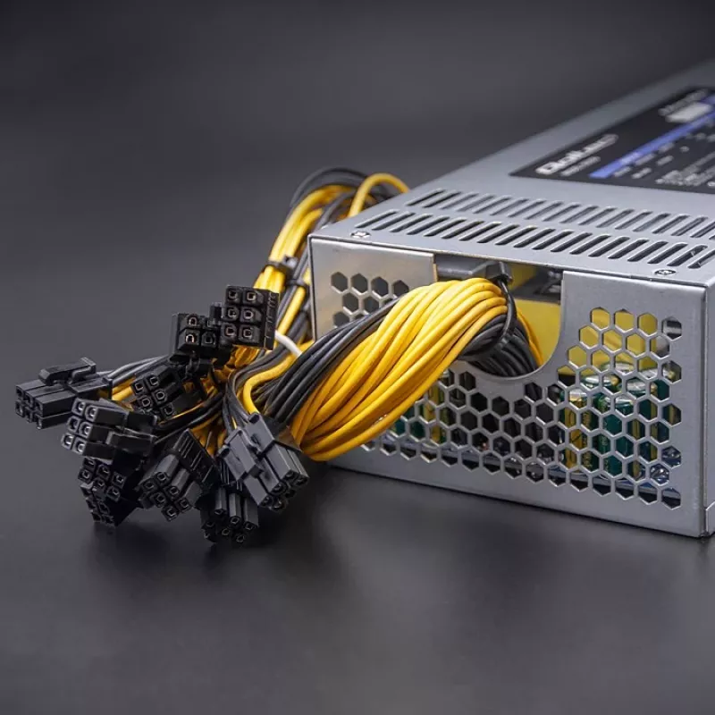 Fuente de alimentación Qoltec 50350 1850W PCI-E | 80 Plus Platinum | Gaming Miner
