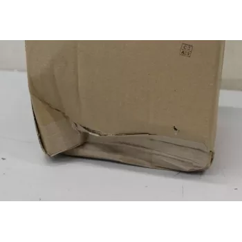 Soporte de techo para proyector EDBAK PMV400 Universal, ajuste horizontal, capacidad de carga 30 kg, negro — embalaje dañado, arañazos