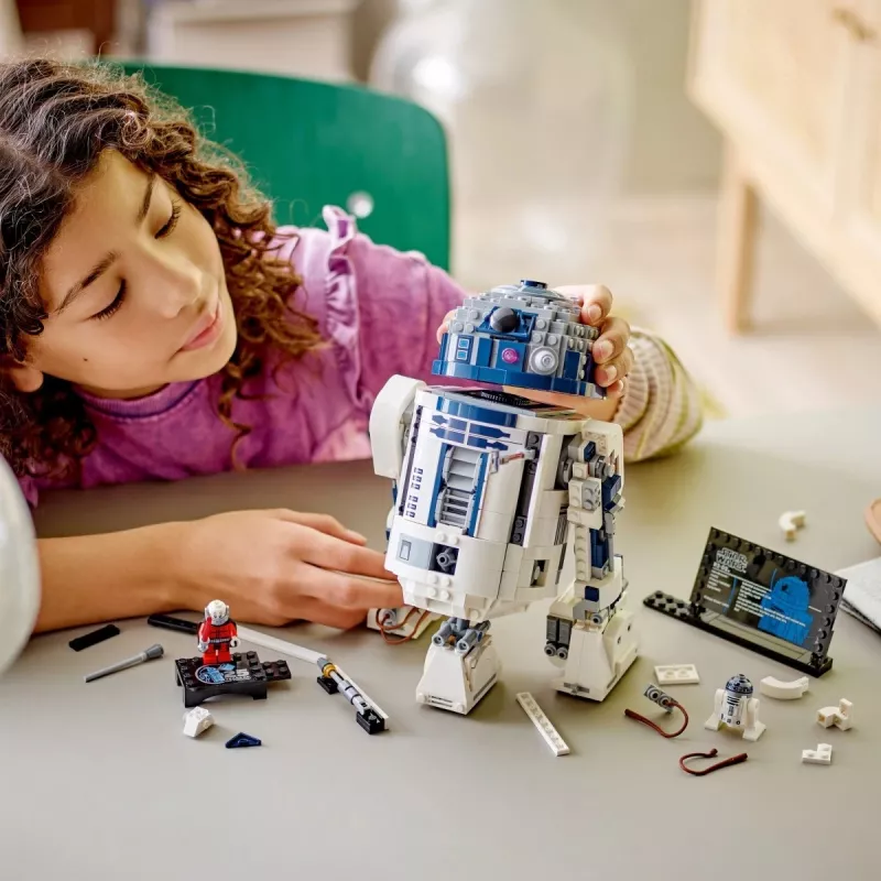 LEGO Star Wars 75379 R2-D2 set de construcción con minifigura de Darth Malak, 1050 piezas, 10+