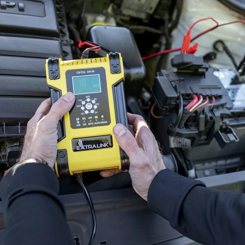 Cargador de baterías inteligente Extralink Shango | Rectificador | 100 - 240VAC, 12V 12A, 24V 6A