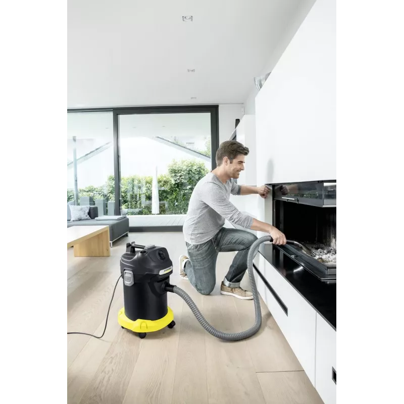 Aspirador en seco Karcher AD 4 Premium — 17 l, 600 W, sin bolsa, manguera metálica, tubo cromado