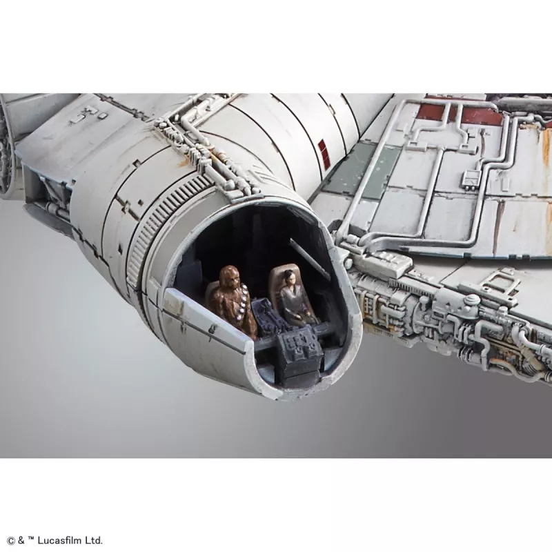 Maqueta REVELL Millennium Falcon escala 1:144 — kit de plástico nave espacial