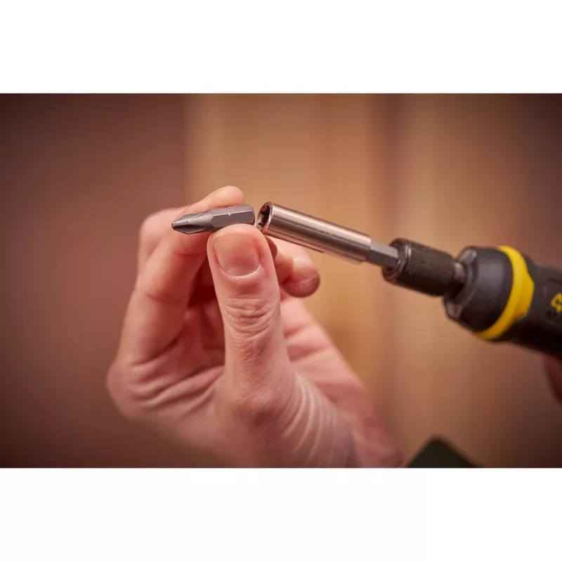 Stanley FatMax FMHT66719-0 atornillador inalámbrico 4V Power Assist con juego de puntas