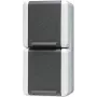 Toma de corriente JUNG 822 W, 250 V 16 A, dimensiones 75×58×151 mm, color negro/blanco