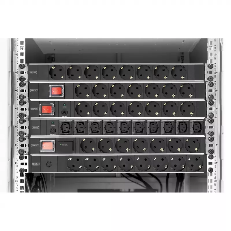 Regleta de enchufes de aluminio Digitus con interruptor, 7 tomas de seguridad, cable de 2 m con protección contra sobretensiones