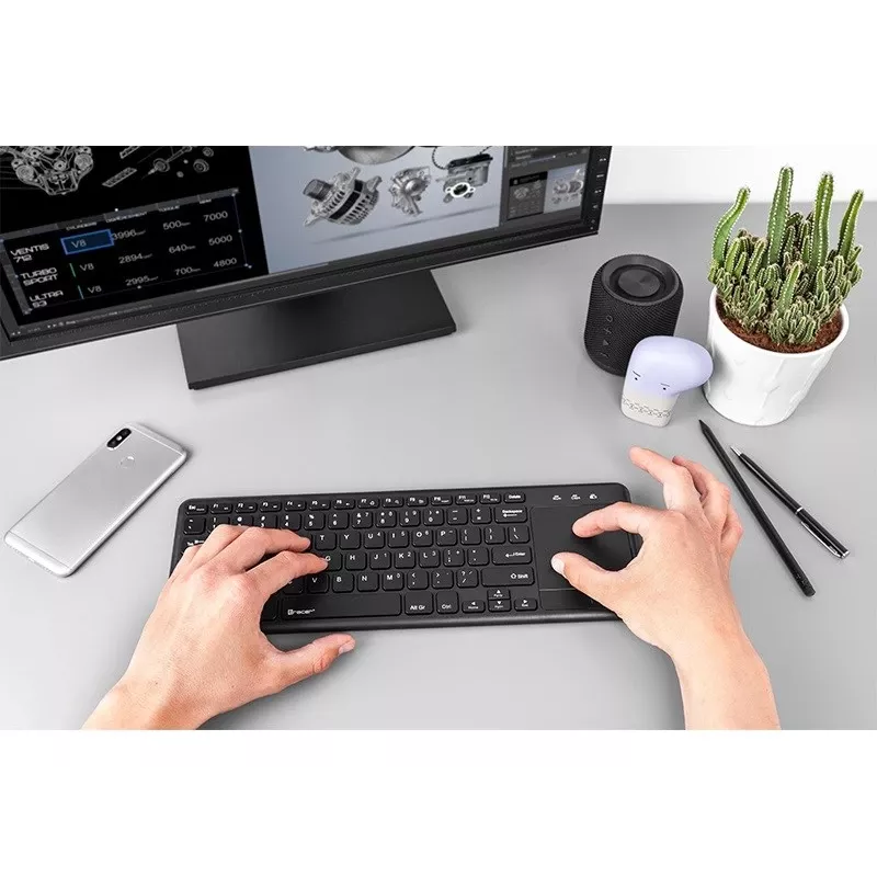 Teclado inalámbrico RF TRACER TRAKLA46367 — tamaño completo, membrana, touchpad, 2,4 GHz, negro