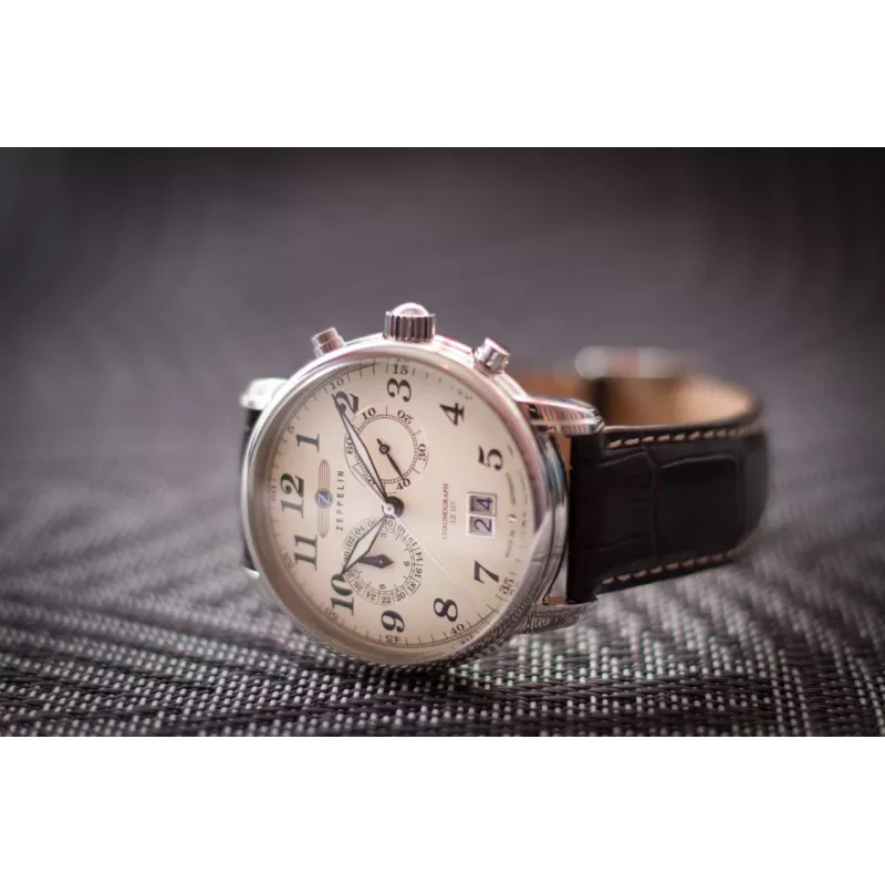 Reloj de pulsera Zeppelin 7684-5 — reloj de cuarzo para hombre, caja de acero inoxidable, 40 mm de diámetro, 11 mm de altura, plateado