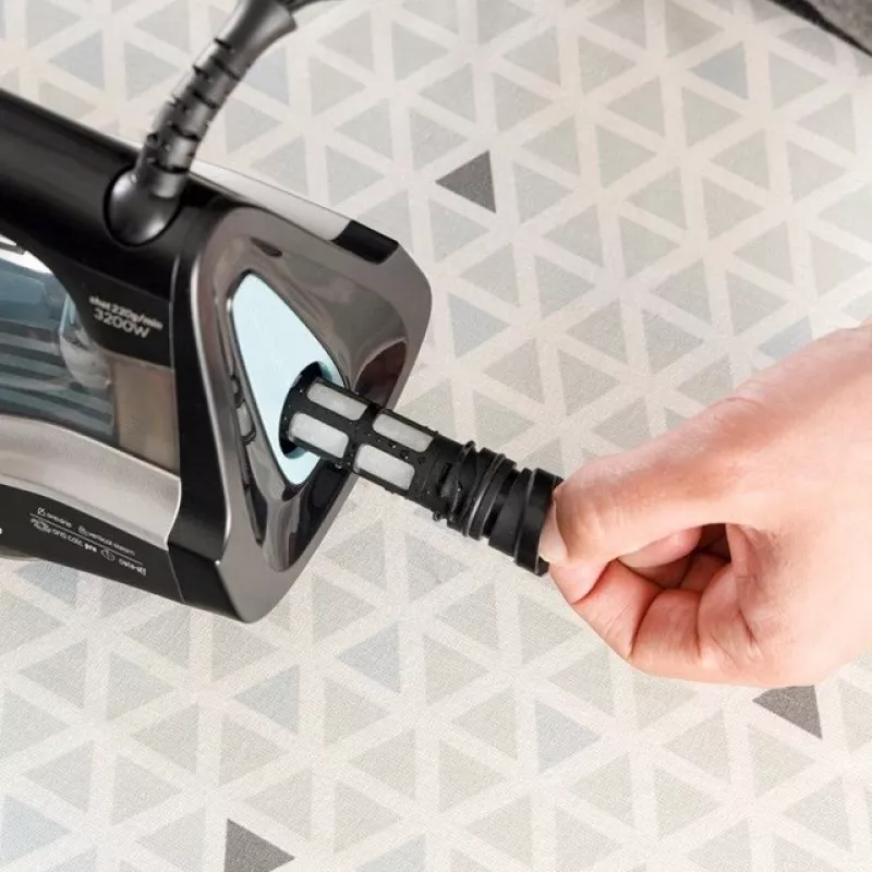 Plancha seca y de vapor Taurus Geyser Eco 3200 W, golpe de vapor 220 g/min, suela anodizada, negra