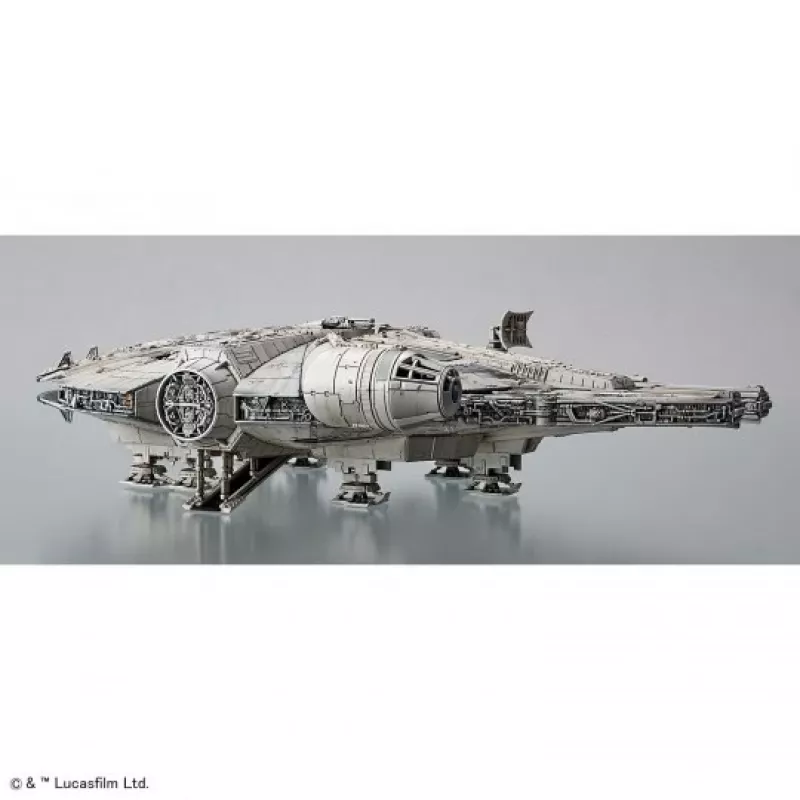 Maqueta REVELL Millennium Falcon escala 1:144 — kit de plástico nave espacial