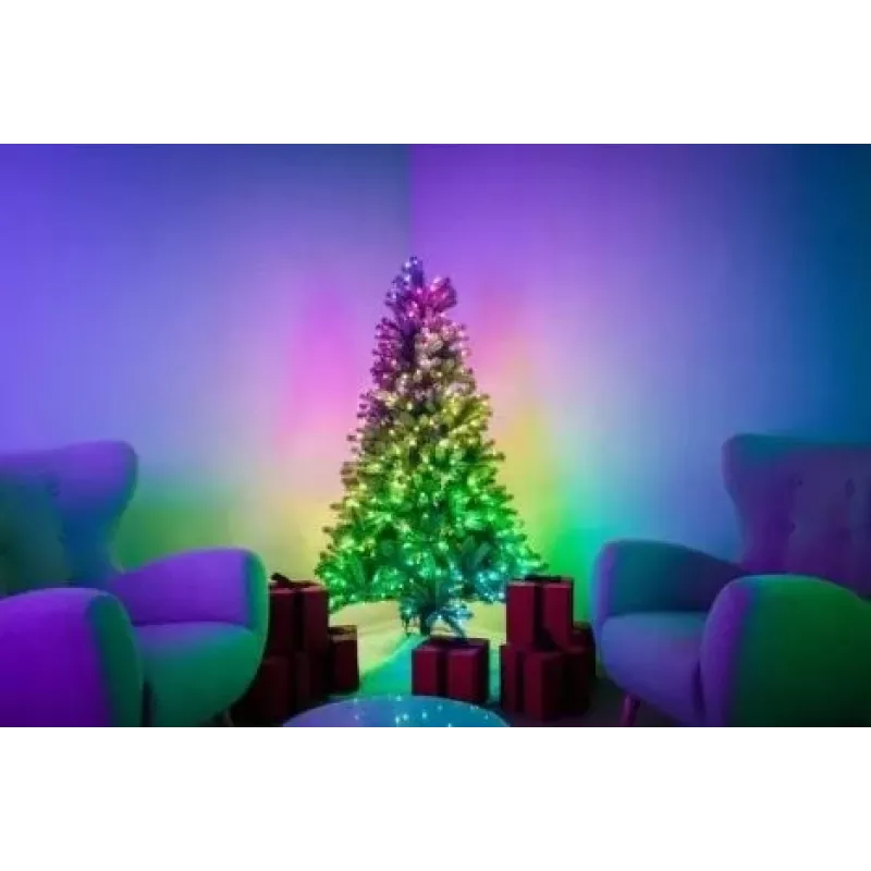 Árbol de Navidad preiluminado Twinkly Regal Tree 1,50 m – 270 LED RGB, Wi-Fi y Bluetooth, IP20, 36 W, cable verde