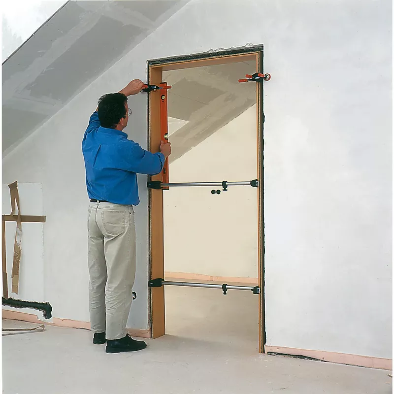 Soporte de montaje para marcos de puertas Bessey TMS altura regulable de acero robusto