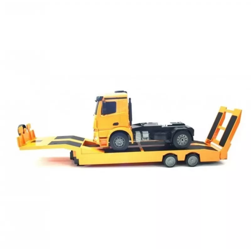 Double E escala 1/20 RC Mercedes-Benz Arocs con semirremolque de plataforma montado