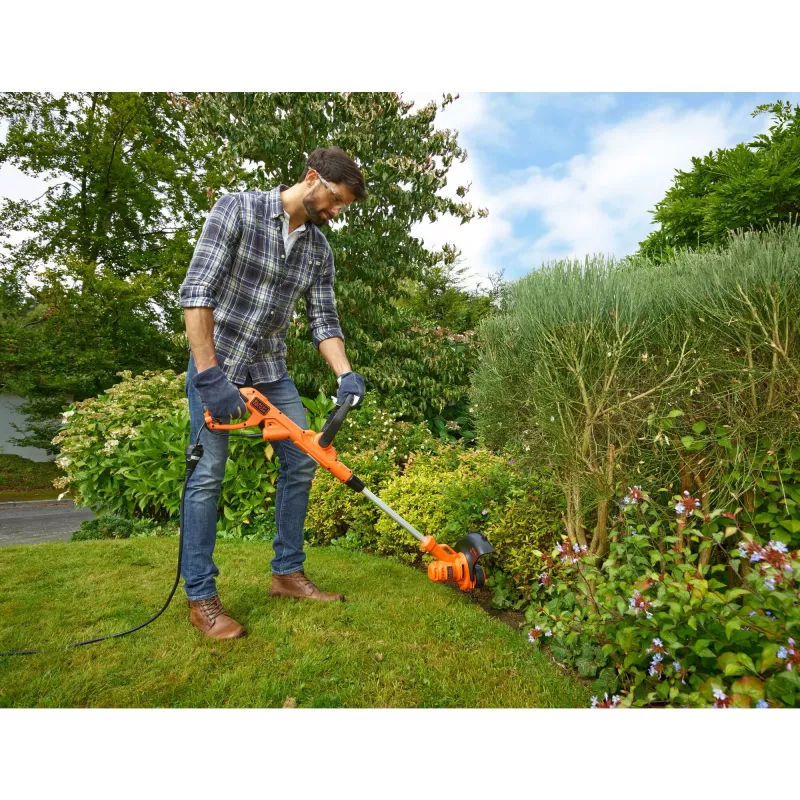 Black & Decker BESTA525-QS, desbrozadora, 25 cm, hilo de nailon, mango en D, 1,6 mm, 10 m