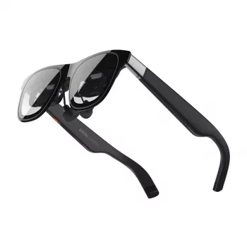 Gafas inteligentes XREAL One Pro — pantalla 0.55