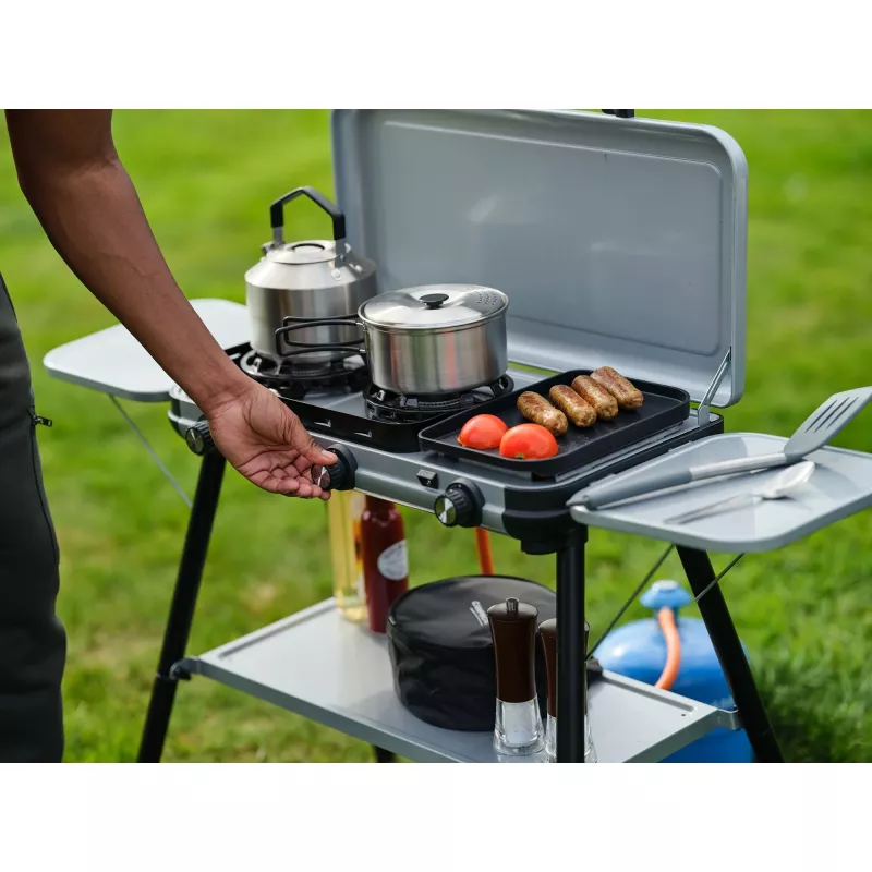 Camping Kitchen 2 Multi Cook Plus, cocina de gas gris, 2 zonas de cocción 2x 1,8 kW + plancha 0,9 kW, modelo 2025