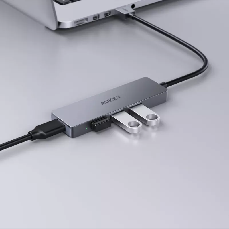 Hub USB Aukey CB-H36 — 4 puertos USB 3.2 Gen 1 Type-A, host USB 2.0, 5000 Mbit/s, aluminio plata