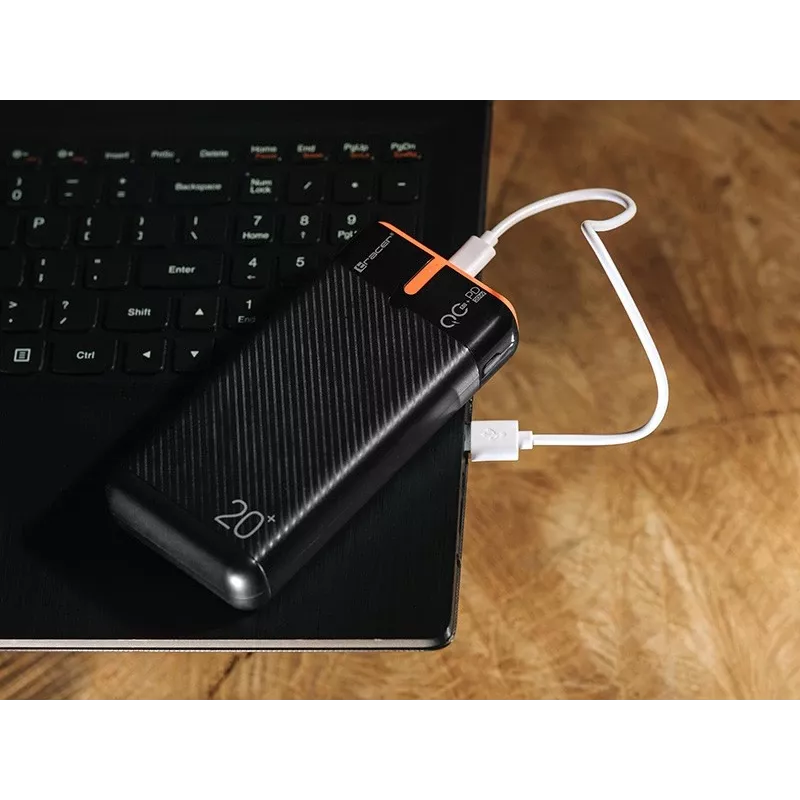 Cargador portátil TRACER EnerGen 20000 mAh, Power Delivery 20W, entrada USB-C, 2 salidas USB-A, soporte para 3 dispositivos, naranja