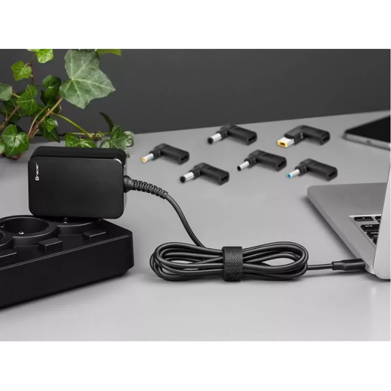 Fuente de alimentación para portátil Prime 65W universal 7en1