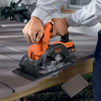 Sierra circular inalámbrica Black & Decker BDCCS18N-XJ 18V
