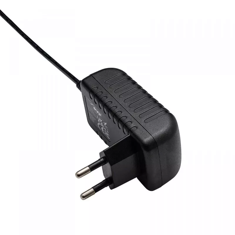 Fuente de alimentación universal Akyga AK-TB-09, 12 V, 0,5 A, 6 W, 5,5 x 2,1 mm, 1,4 m