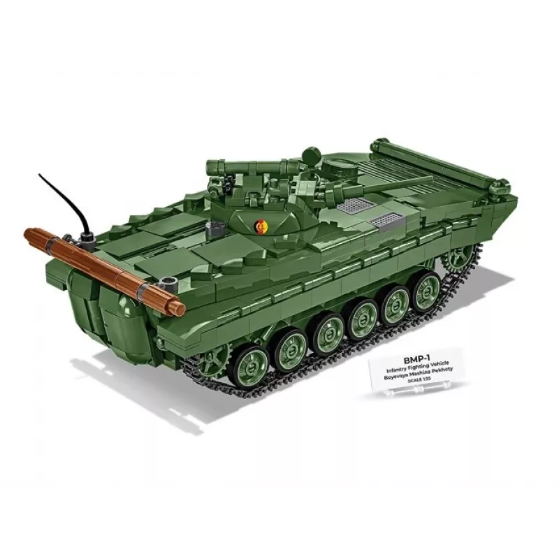 Set de construcción Cobi Blocks BMP-1 758 piezas – modelo a escala de bloques