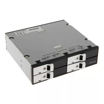 Panel de bahía de unidad 2,5 pulgadas Akasa AK-IEN-02 negro
