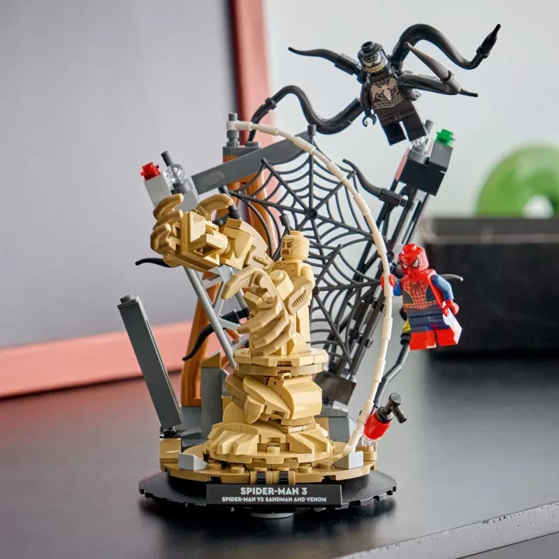 LEGO MARVEL 76334 Batalla épica: Spider-Man contra Sandman