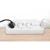Regleta de enchufes DIGITUS 3 tomas con 2×USB-A y 1×USB-C, 3 tomas de CA tipo E/F, cable de 1,5 m, blanca
