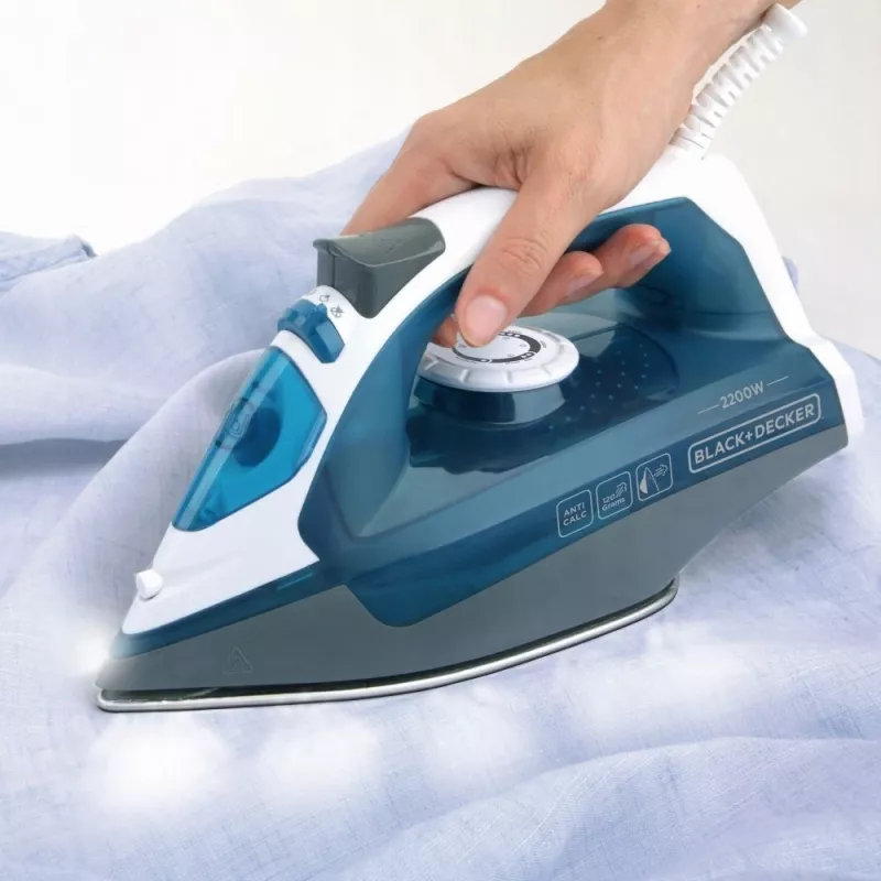 Plancha de vapor Black+Decker BXIR2200E (2200W)