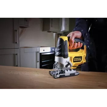 Sierra de calar STANLEY FME340K — 710 W, 3000 rpm, profundidad de corte madera 85 mm, acero 10 mm, empuñadura de arco, ajuste de inglete