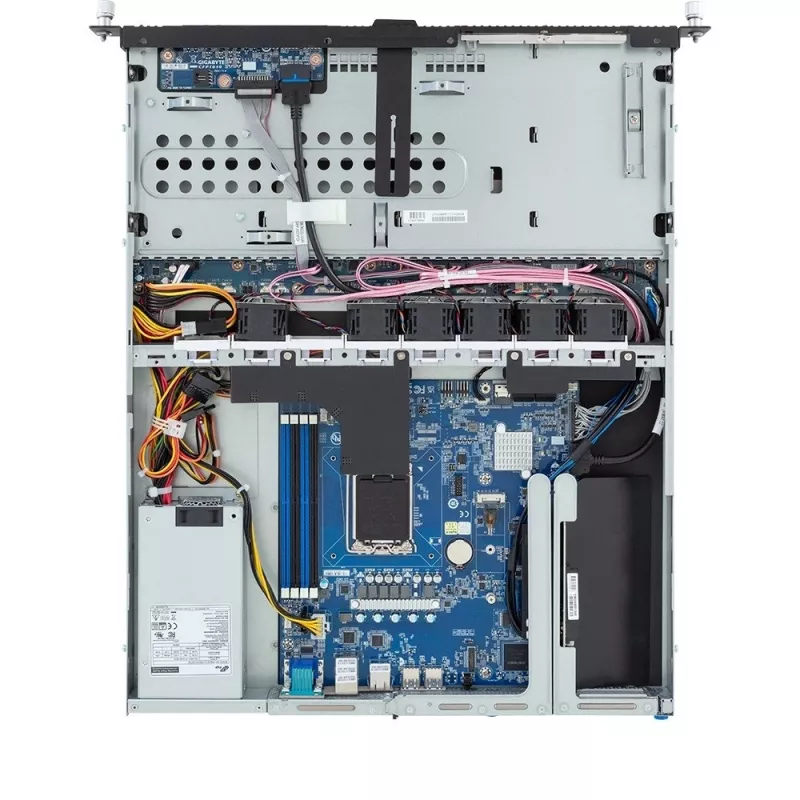 Servidor rack GIGABYTE R123-X00-AA01 1U — Plataforma Intel Xeon Scalable de socket único, LGA 1700, DDR5, 4 DIMM, bahías de 2,5