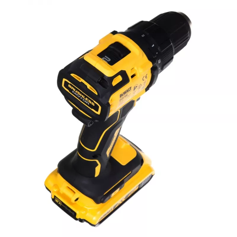 Taladro atornillador a batería DCD708D2T, 18 voltios amarillo/negro, 2x batería Li-Ion 2,0 Ah, en caja TSTAK