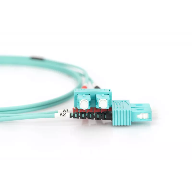 DIGITUS Professional - cable para patch panel - SC multimodo (M) a SC multimodo (M) - 2 m - fibra óptica - 50/125 micrómetros - OM3 - libre de halógenos - aguamarina